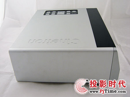 ʾcinetron HD-900 LCOSͶӰC^wp