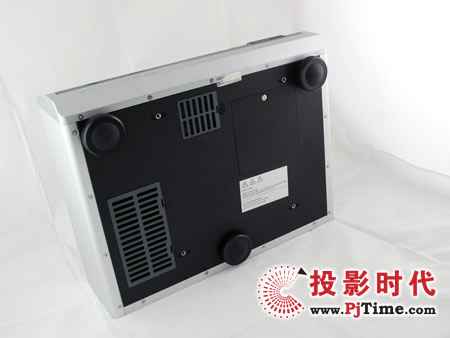 ʾcinetron HD-900 LCOSͶӰC^wp