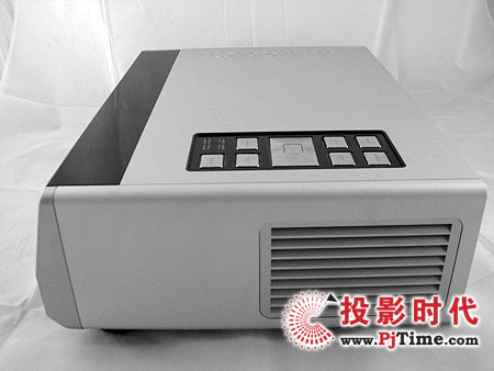 ʾcinetron HD-900 LCOSͶӰC^wp