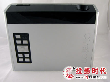 ʾcinetron HD-900 LCOSͶӰC^wp