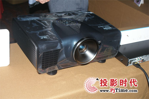 2009WͥͶӰC-չʾƪ