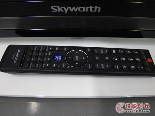 創維42LED10液晶電視:創維42LED10液晶電視:附件及接口介紹解析