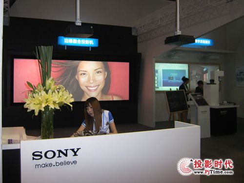 yһ_3LCDͶӰC(j)չInfoComm 2013