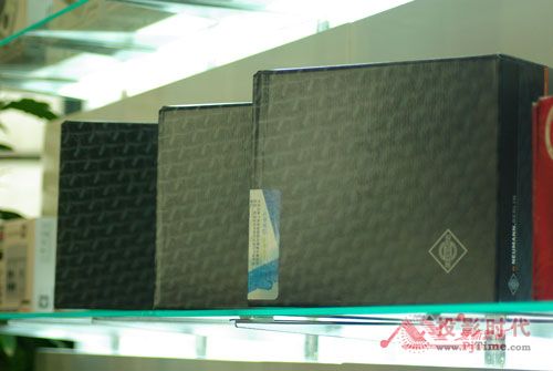 Neumann ~ U87 AiԒͲQb؛(i)¾۸