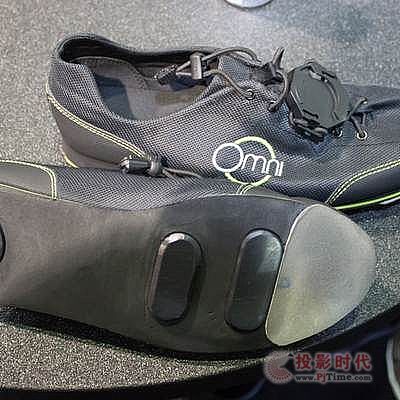 VRܲC(j)Virtuix Omniw(yn)SMF(xin)(sh)ܹǸ