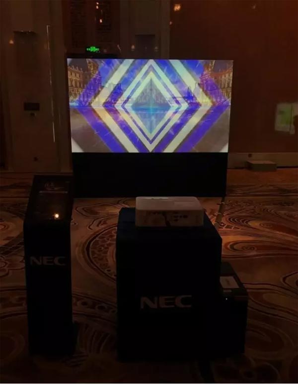 NECM ߶ͶӰϵг̄