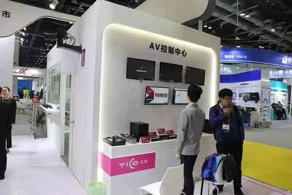 InfoComm2018섓(chung)y(hu)hgһwQ