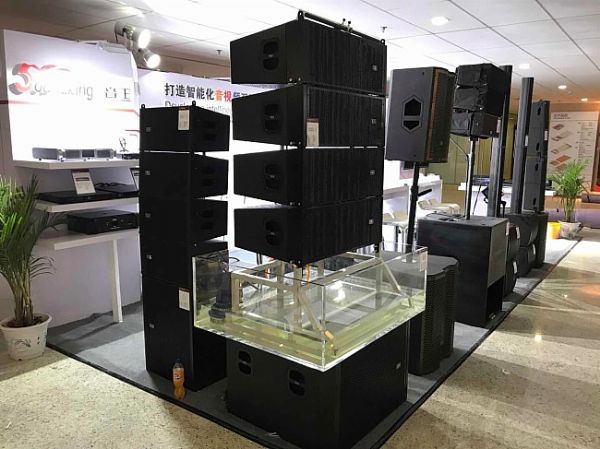 ״΅ӱInfocomm 20·o͔{_˚
