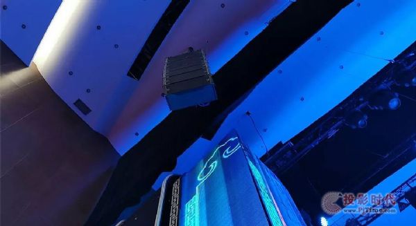 JBL VTX A8@Gf(wn)ˇݳ