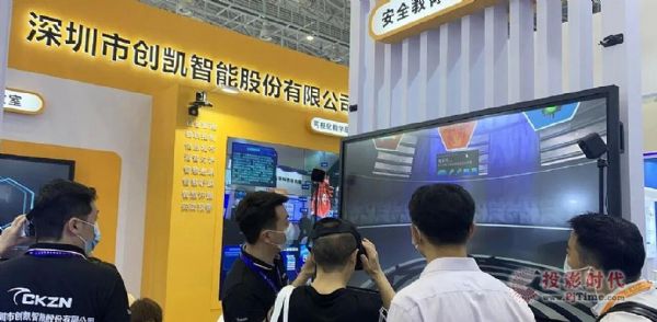 (chung)Py5G+VRVRW̽79Їbչ
