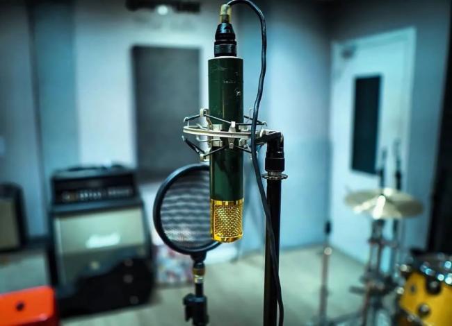  | AKG 피ҕl[缉