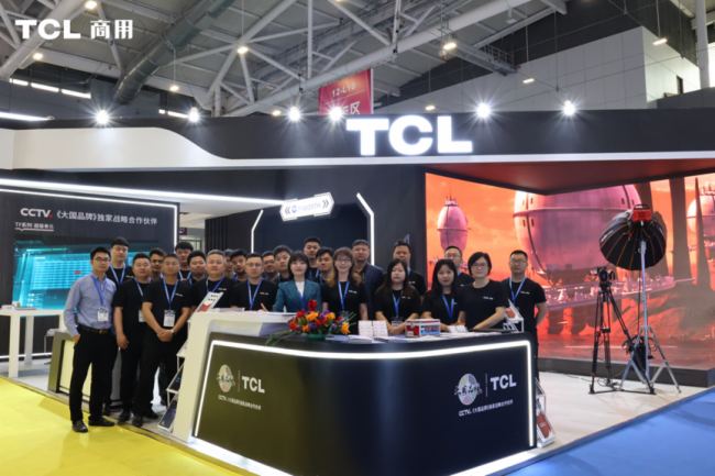TCLÔyȫ½QLED(j)ԪXR̓MTSϵСgࡢTSϵCOBԼNXTHUBϵV60proǻƽ及(qing)(sh)ISLEչ