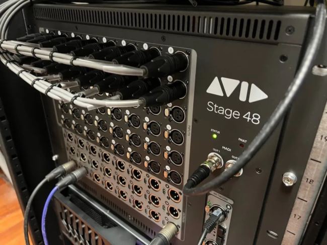 Avid VENUES6LմԺUϵy(tng)-F(xin)U{_