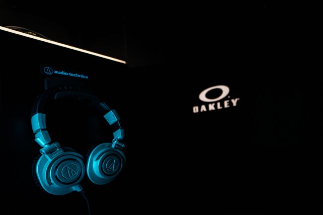 Audio-TechnicayְOakley Bunker\ӕеlʢ