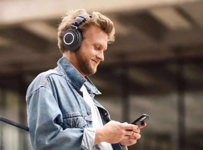 Audio-TechnicayְOakley Bunker\ӕеlʢ